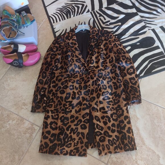 Elie Tahari calf hair coat size XL New